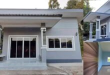 ภายในบ้าน แบ่งเป็น 1 ห้องโถง 2 ห้องนอน 1 ห้องน้ำ ห้องโถงมีขนาดที่กว้างกำลังดี ปูด้วยพื้นกระเบื้องสีขาวพื้นใหญ่ ดูแล้วให้ความรู้สึกที่สบายตา ห้องน้ำตกแต่งด้วยกระเบื้องแบบโมเสก เน้นโทนสีขาวและสีน้ำตาลอ่อนเป็นหลัก แบ่งโซนเปียกโซนแห้งชัดเจน ที่มา : สร้างบ้านเชียงราย Byสิงห์สยามก่อสร้าง เรื่องแนะนำ